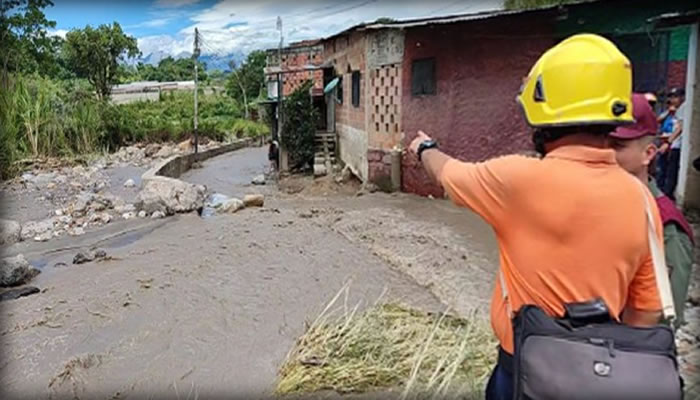 Desbordamiento de Quebrada La Chucuri Afecta a Comunidad en San Cristóbal
